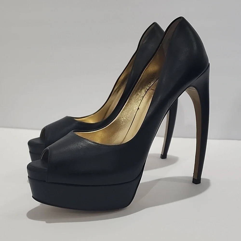 Walter Steiger Curved Peep Toe Heels (SZ 39.5)
